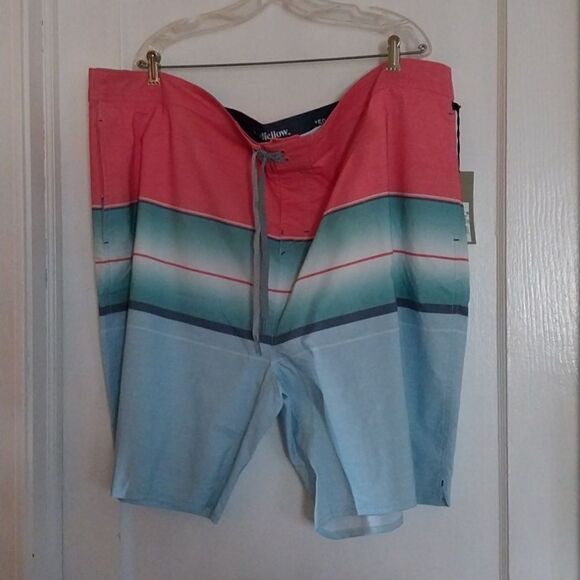 NWTGoodfellow  Mens 8.5 Swim Trunks Board Shorts Coral and Blue Striped  Size 50 - Picture 1 of 16